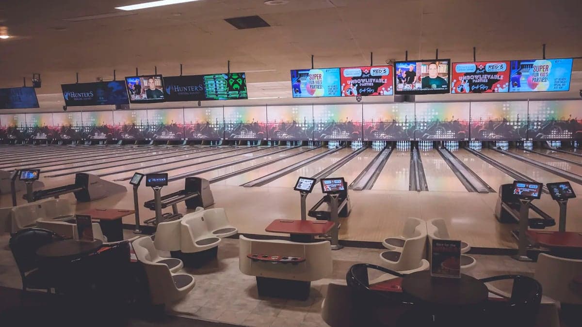 Hunter's Fairhaven Bowl — best wings in Saskatoon, Spring 2026