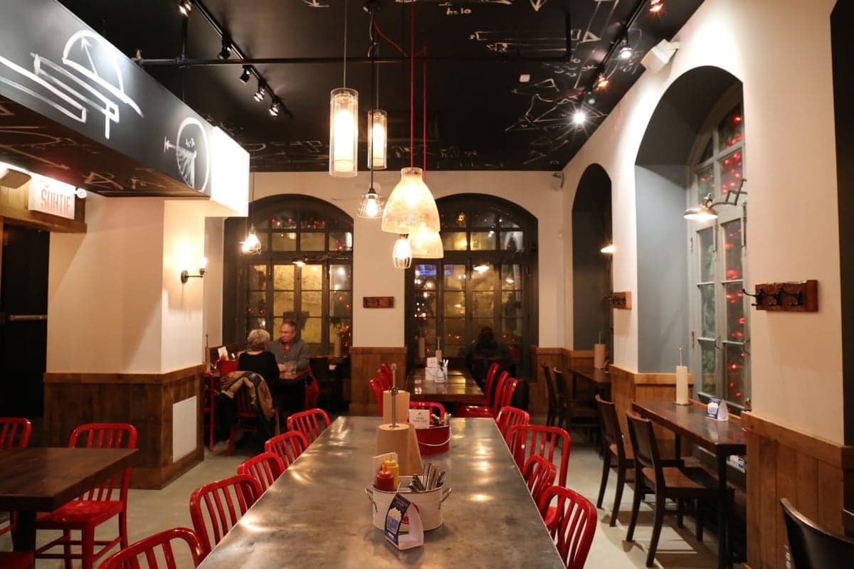 Le Chic Shack — best restaurants in Quebec City, Spring 2026