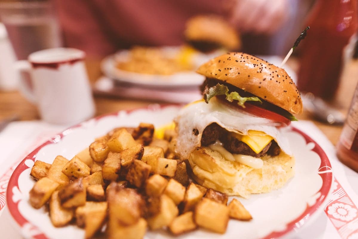 Nouveau Palais — best burgers in Montreal, Spring 2026