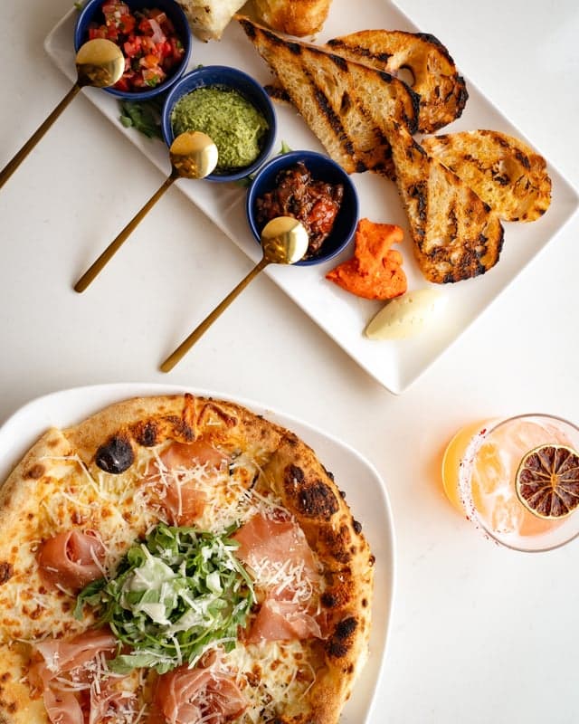 Pizzeria Gusto food