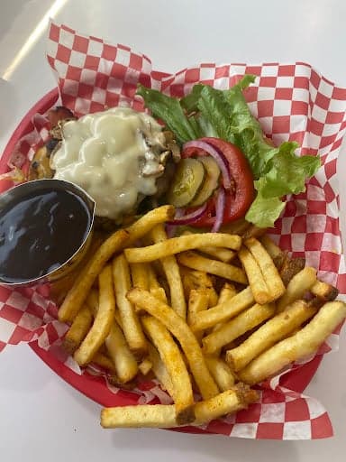 Queen's Diner — best breakfast in Red Deer, Spring 2026