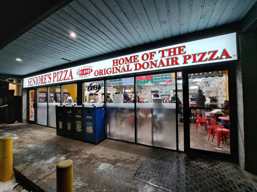 Seniore's Pizza Restaurant