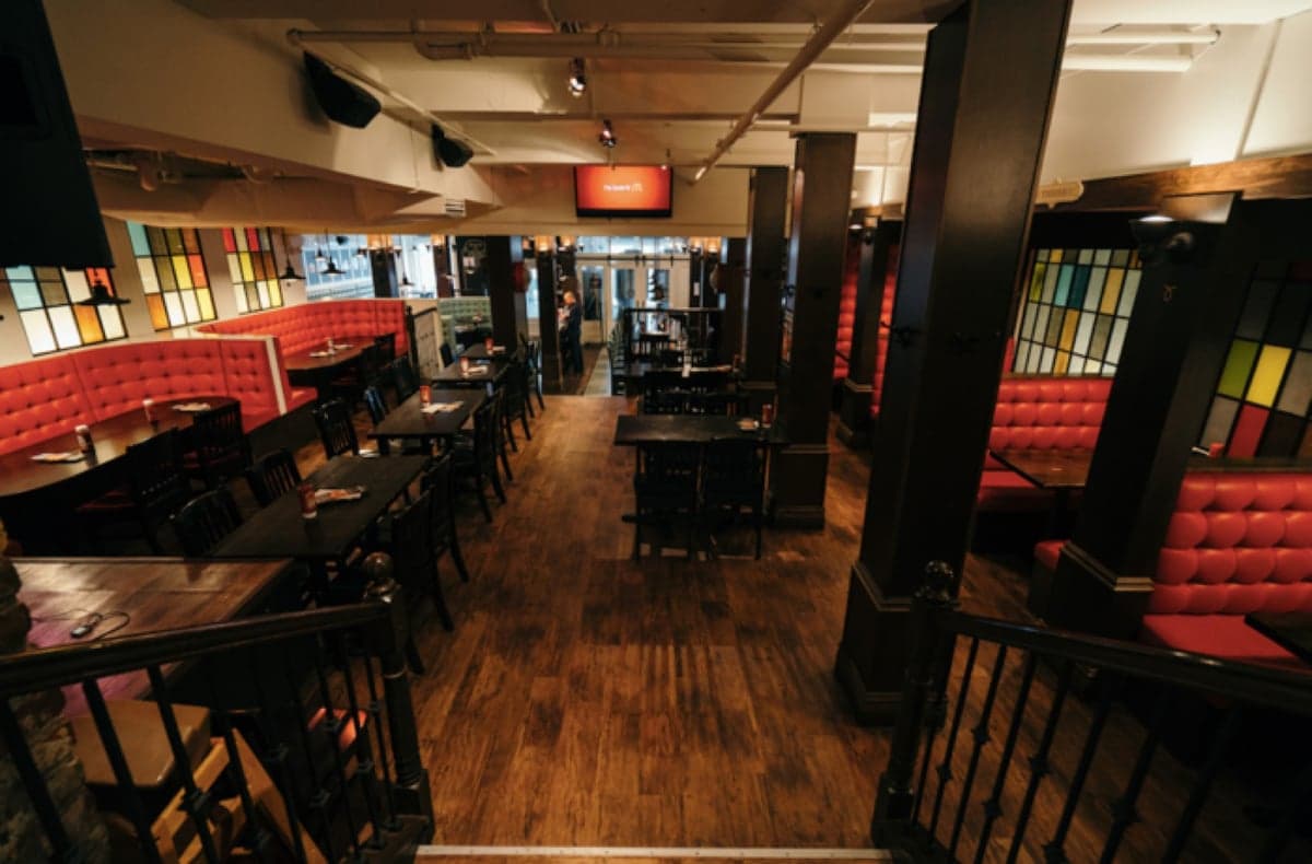 The Auction House — best wings in Halifax, Summer 2026