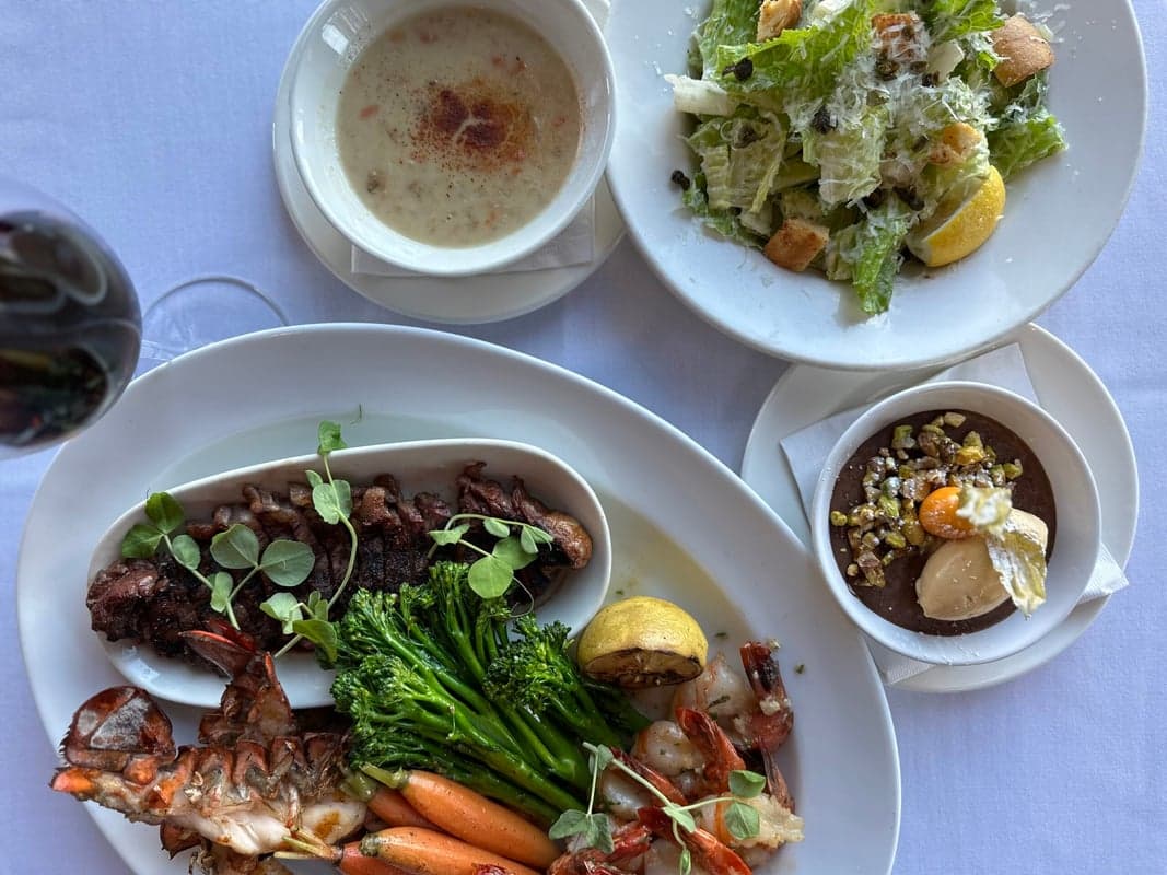 The Sandbar Seafood Restaurant food