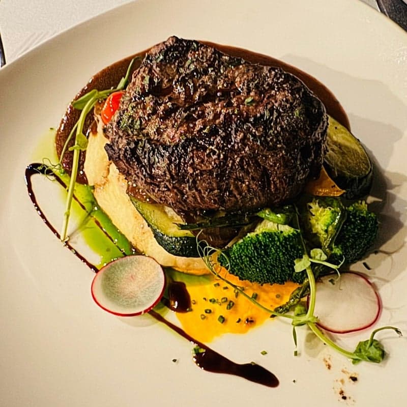Top Of Vancouver Revolving Restaurant food