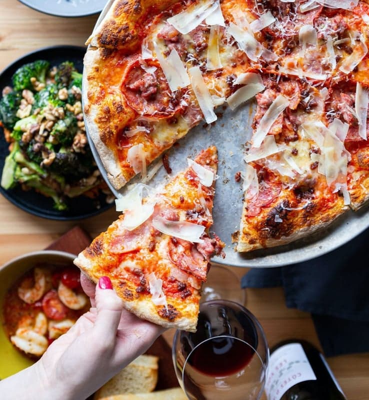 UNA pizza + wine Calgary: Bridgeland food