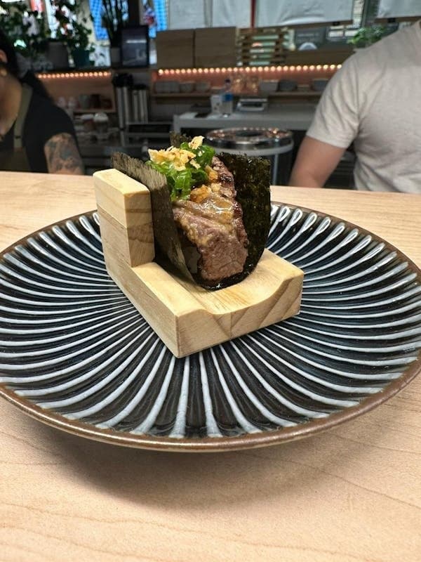 Zushi Calgary food