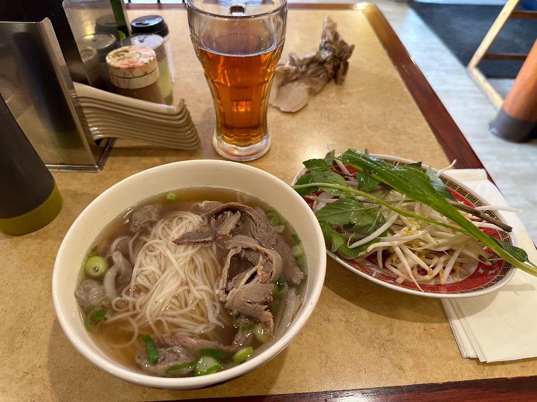 Pho Bo Ga 2 Snack Bar